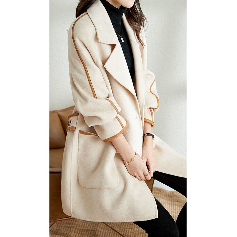 Manteau élégant pour femme à double boutonnage Chic und Stil
