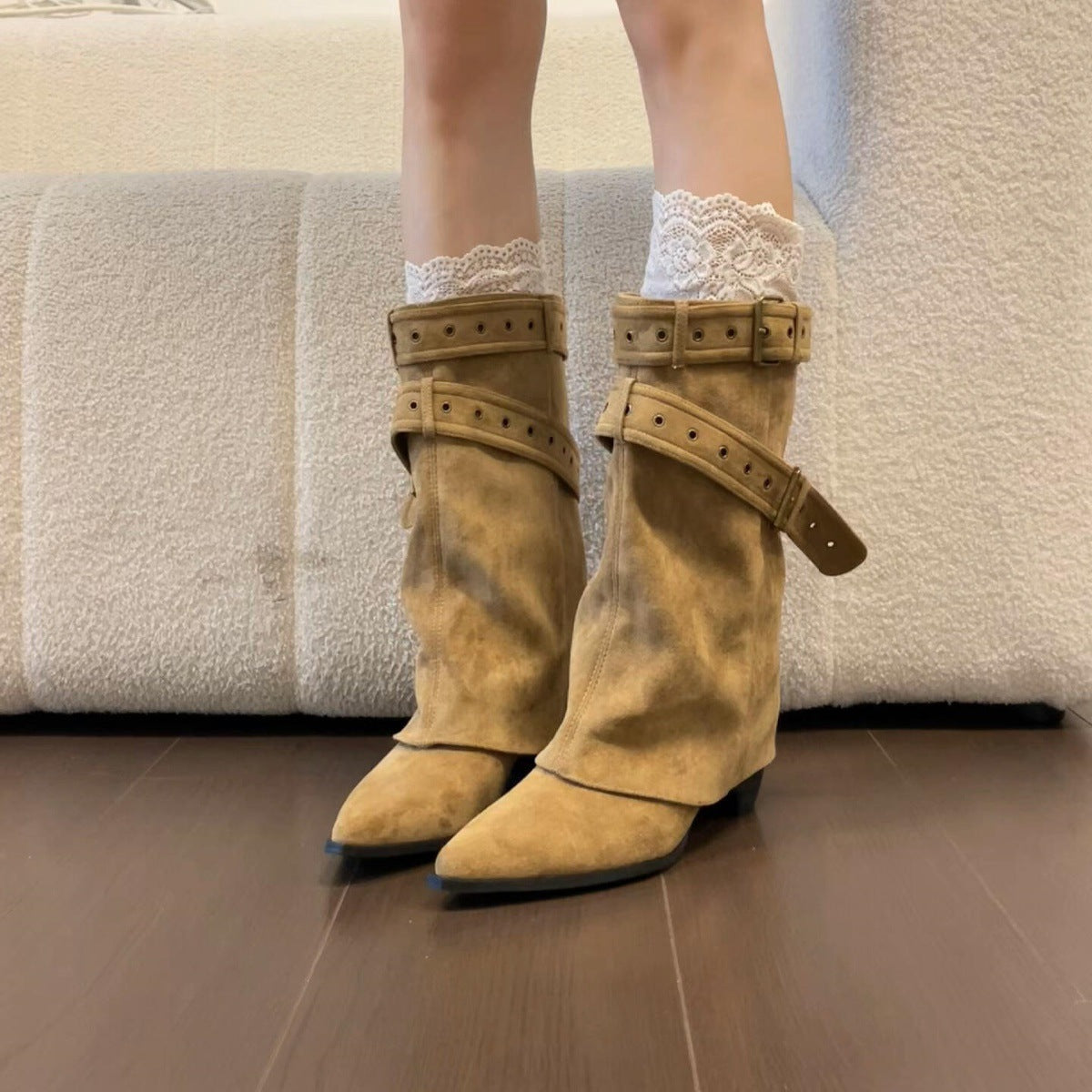 Bottines élégantes pour femmes avec une apparence de bande ornée Chic und Stil