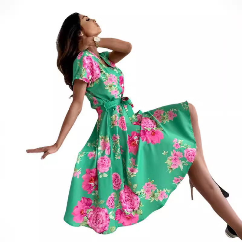 Robe midi à motif floral pour femmes avec ceinture à nouer Chic und Stil