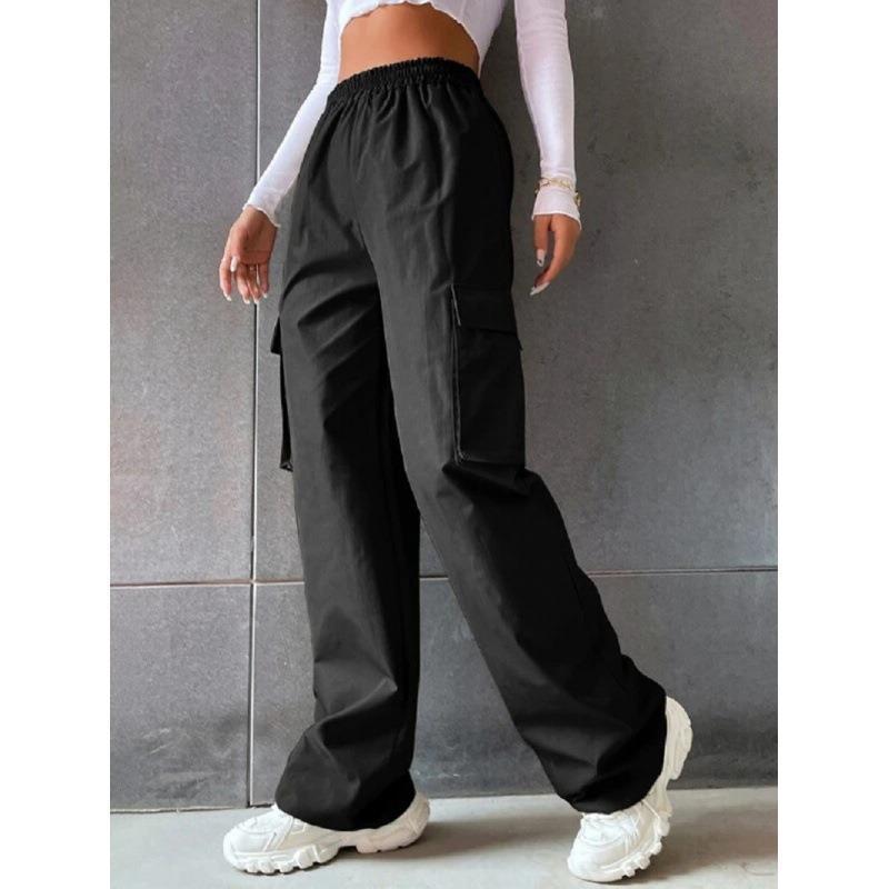 Pantalon cargo pour femmes avec poches latérales et taille élastique Chic und Stil