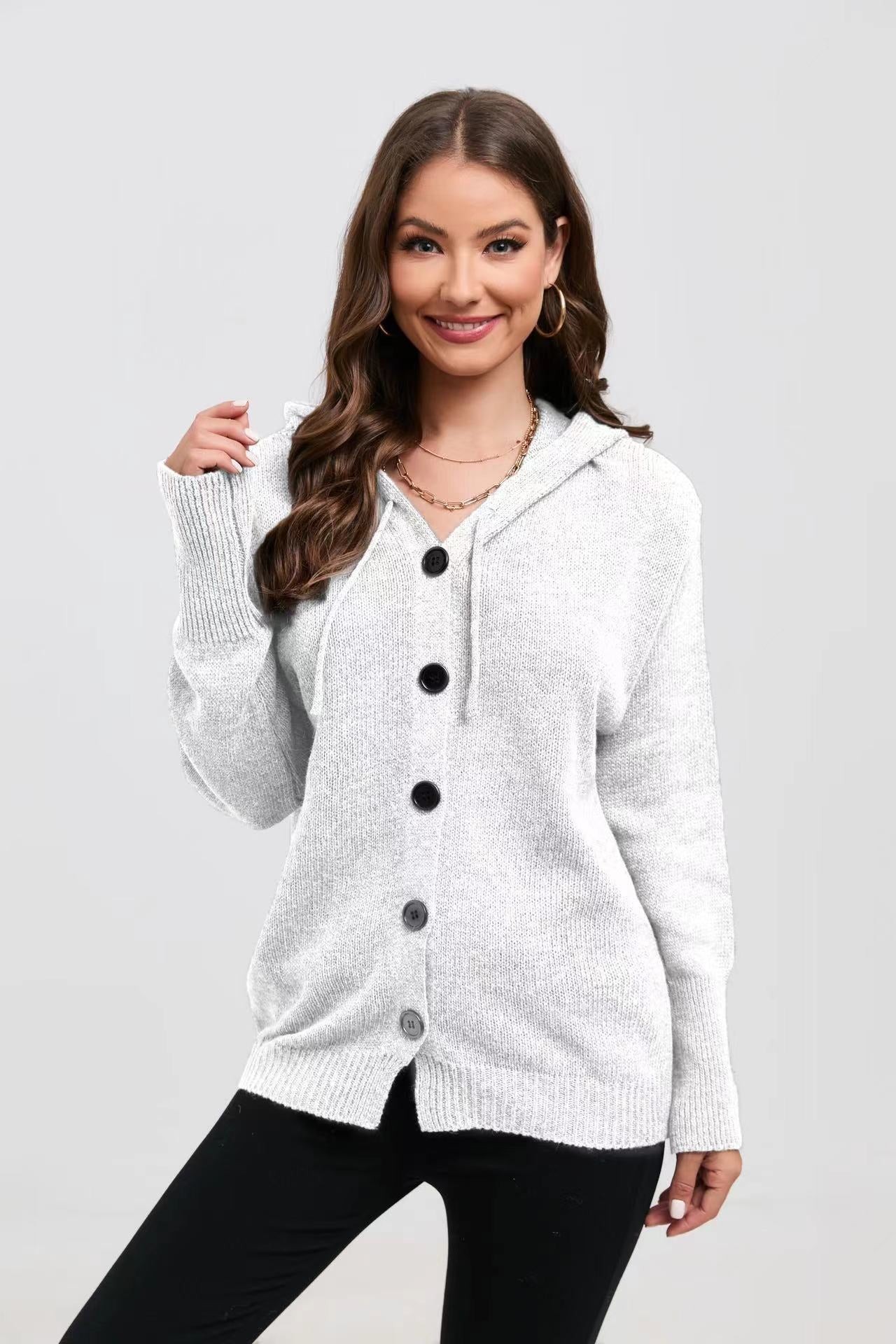 Cardigan en tricot décontracté pour femmes avec capuche et grands boutons Chic und Stil