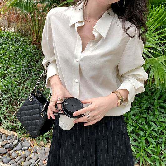 Chemise classique boutonnée pour femmes Chic und Stil