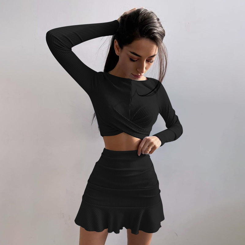 Robe mini à volants découpée Chic und Stil pour femmes