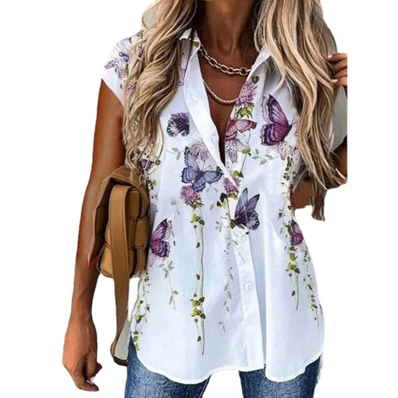 Blouse à manches courtes pour femmes avec motif floral et patte de boutonnage Chic und Stil