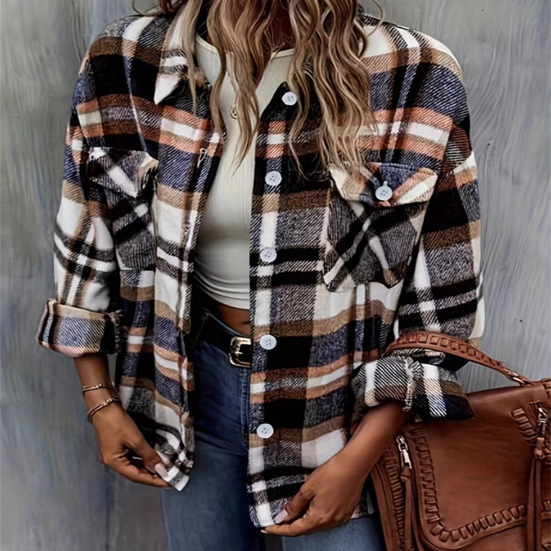 Veste en flanelle à carreaux pour femmes avec poches et boutonnière de bon goût Chic und Stil