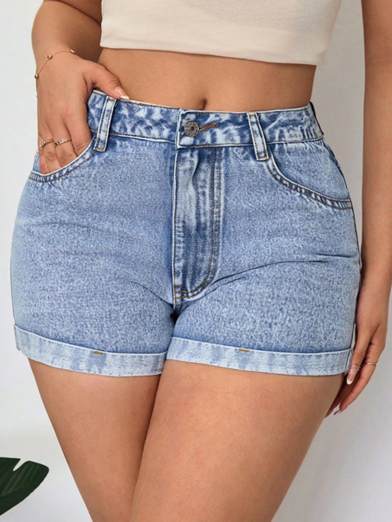 Shorts en jean taille haute pour femmes avec ourlet retourné à la mode Chic und Stil