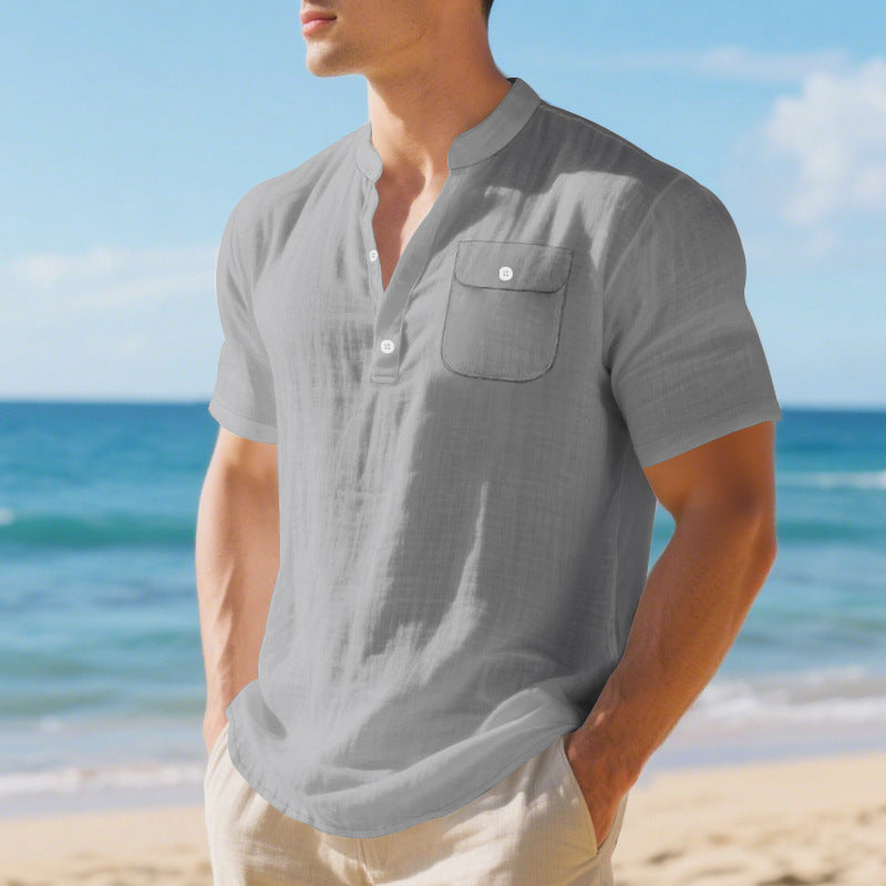 Chemise à manches courtes pour hommes avec col Henley et poche poitrine pratique Chic und Stil