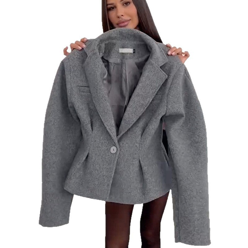 Blazer structuré pour femmes avec des épaulettes élaborées Chic und Stil
