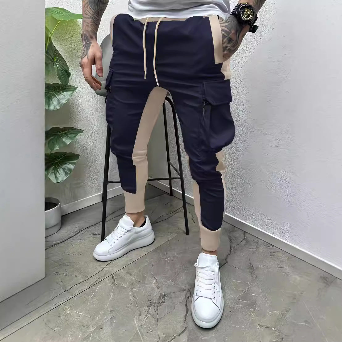 Pantalon de jogging cargo moderne pour hommes Chic und Stil