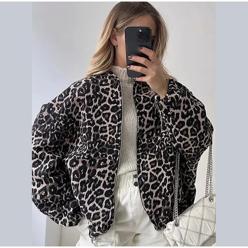 Veste bomber pour femmes à motif léopard à la mode Chic und Stil