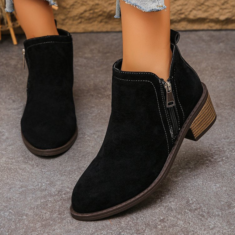 Bottines biker pour femmes avec fermeture éclair latérale et structure à la mode Chic und Stil