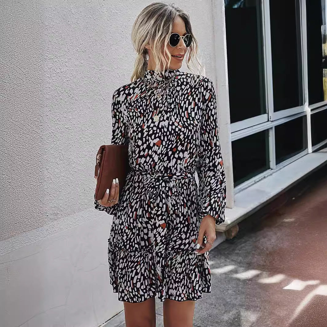 Robe Mini à Volants Floraux pour Femmes Chic und Stil