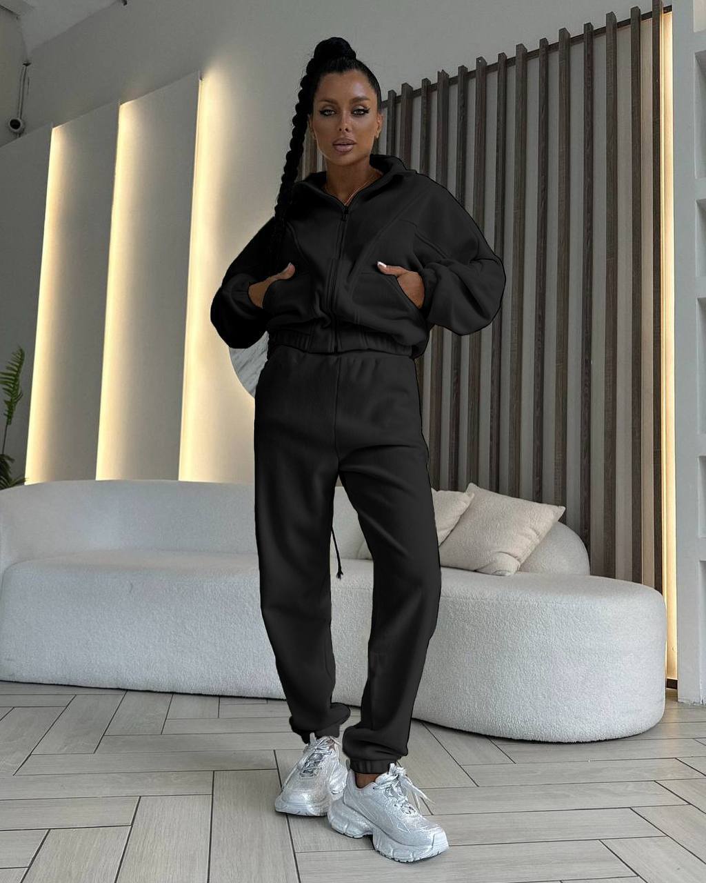 Combinaison confortable et à la mode pour femmes avec un décolleté en V profond Chic und Stil