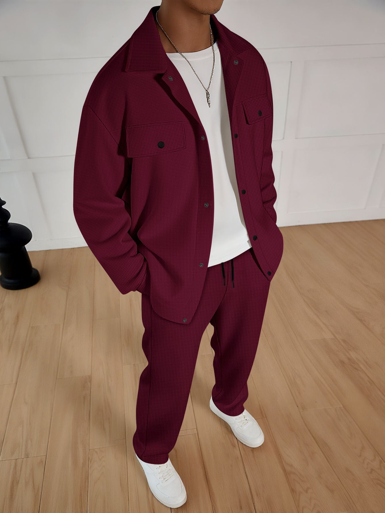 Costume de loisir élégant pour hommes avec veste texturée et pantalon confortable Chic und Stil