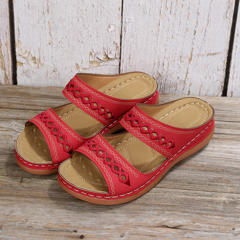 Sandales confortables pour femmes avec sangles réglables et semelle ergonomique Chic und Stil