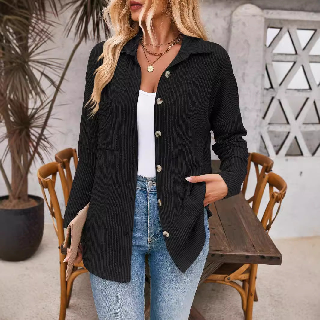 Veste en tricot pour femmes avec un matériau structuré et des poches confortables Chic und Stil