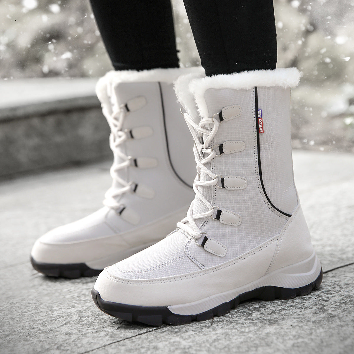 Bottes d'hiver isolées pour femmes avec semelle antidérapante et doublure intérieure douce Chic und Stil