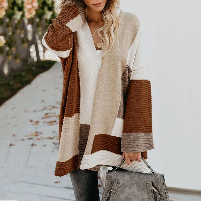 Cardigan féminin à la mode avec tricot doux et manches spacieuses Chic und Stil