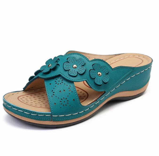 Chaussures pour femmes avec décoration florale Sandales confort à enfiler Chic und Stil