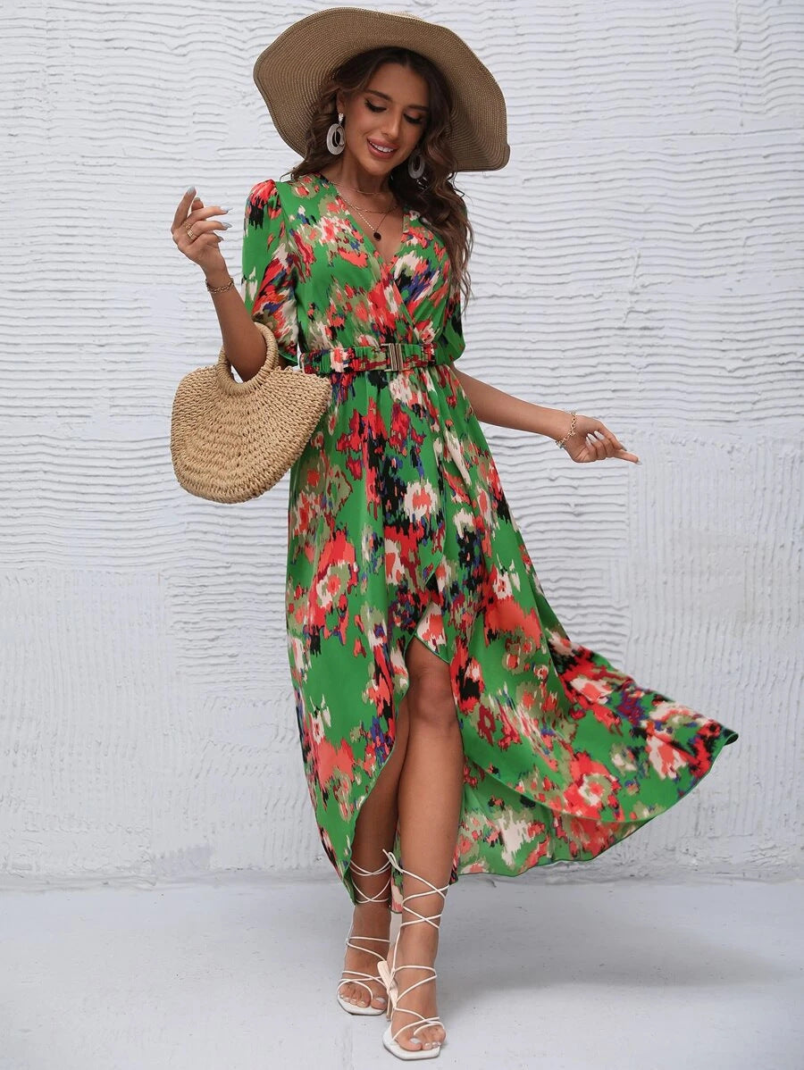 Women's Bohemian Floral Maxi Dress with Side Slit Chic und Stil