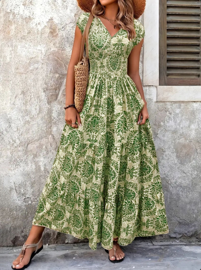 Robe maxi à fleurs pour femmes avec décolleté en V et ourlet à volants Chic und Stil