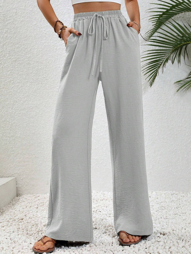 Loose-fit leisure pants for women with an elastic waistband and practical side pockets Chic and Style