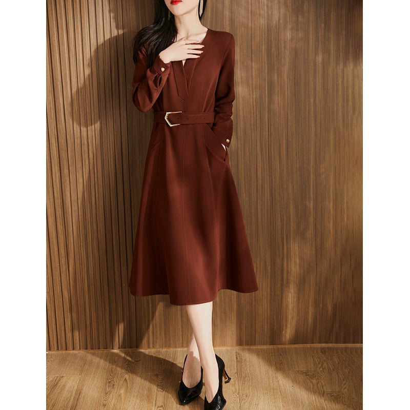 Robe enveloppante à manches longues élégante pour femmes avec ceinture Chic und Stil