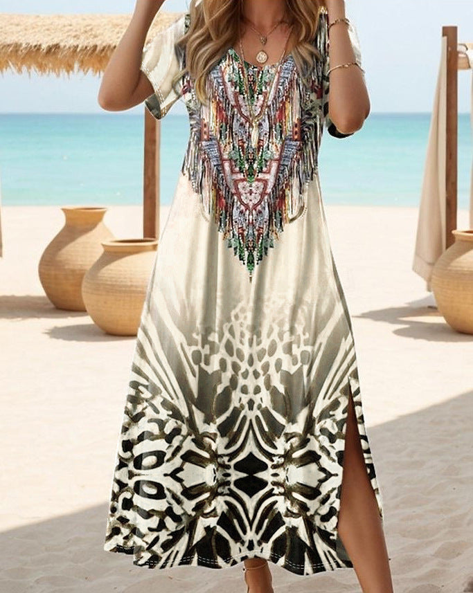 Robe maxi de plage pour femmes avec un design ethnique unique et des fentes latérales Chic und Stil
