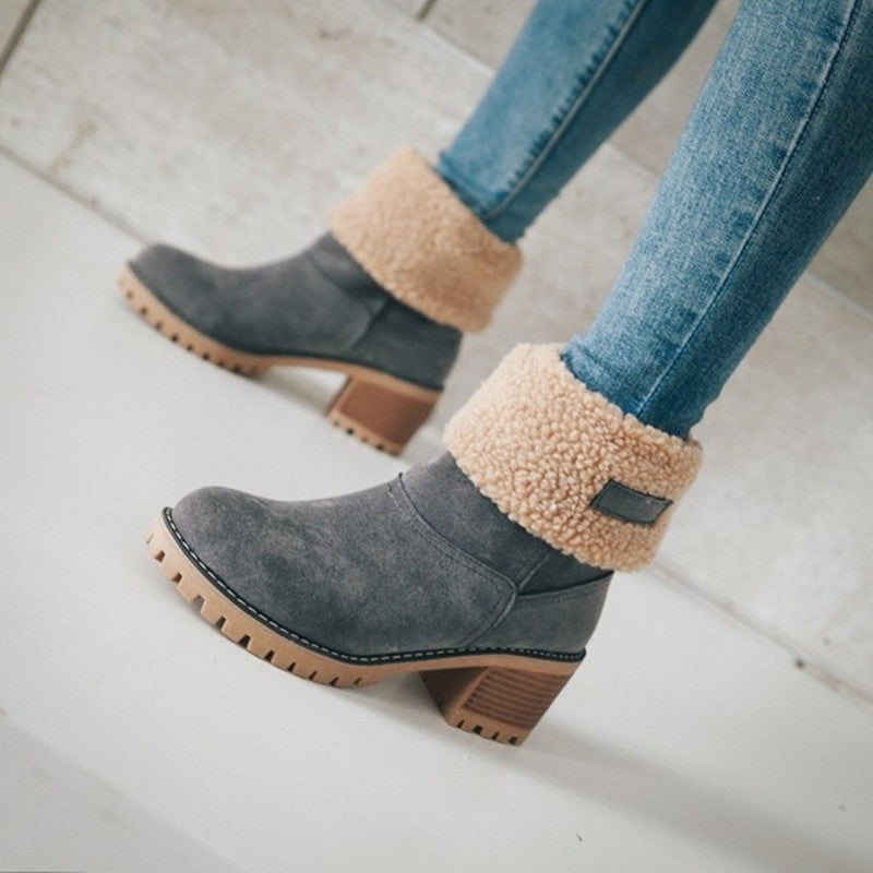 Bottes à tige chaude pour femmes avec un design de plis ludique Chic und Stil