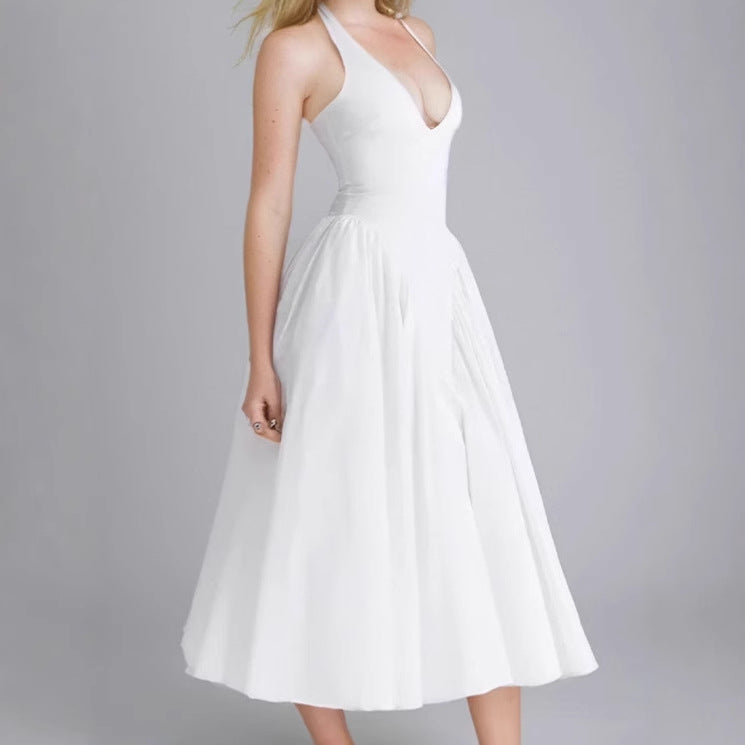 Robe midi femme avec décolleté V plongeant et jupe fluide Chic und Stil