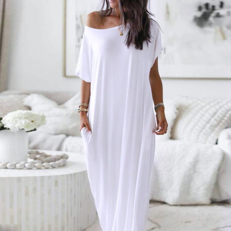 Robe maxi off-shoulder à imprimé papillon Chic und Stil pour dames