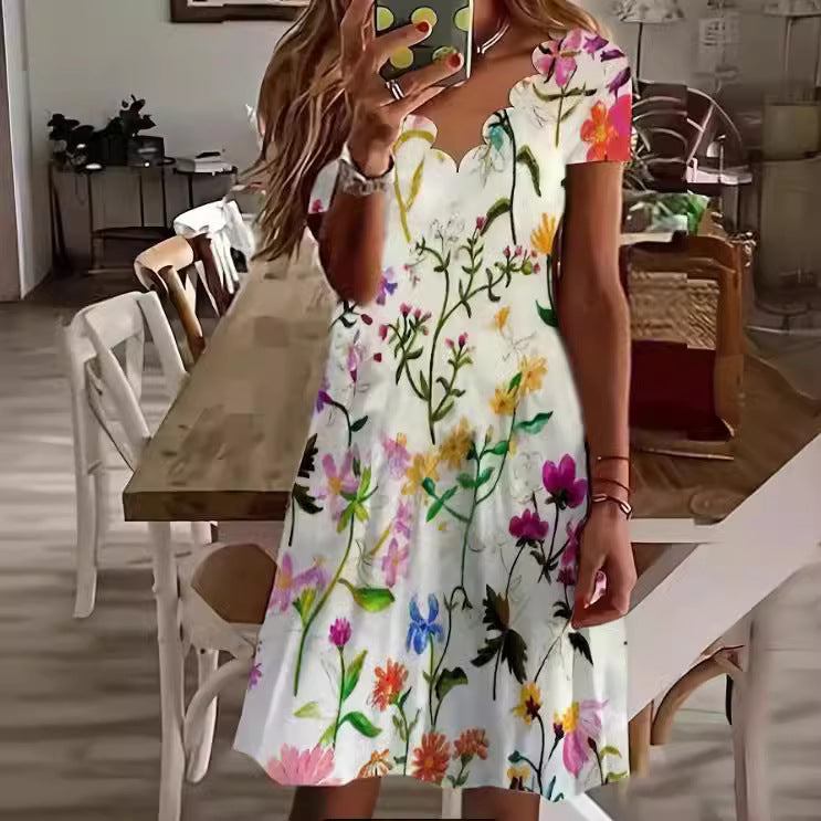 Robe courte à manches courtes imprimé floral Chic und Stil
