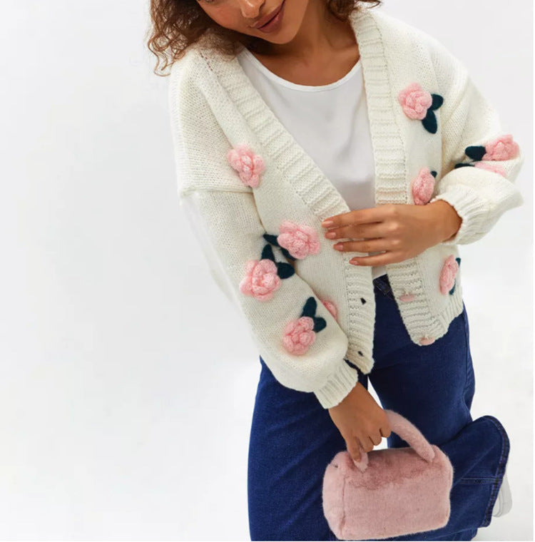 Dames Pull en laine douillet avec des applications florales et coupe oversize Chic und Stil