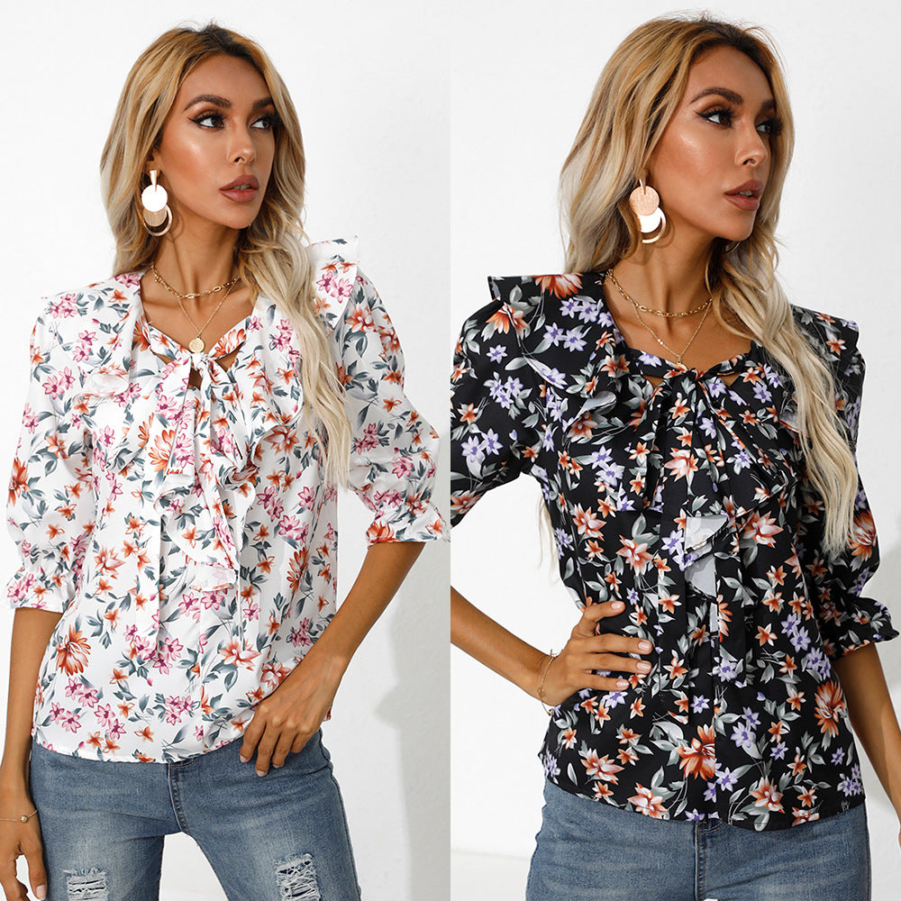Chemisier femme avec détails froncés et design floral Chic und Stil
