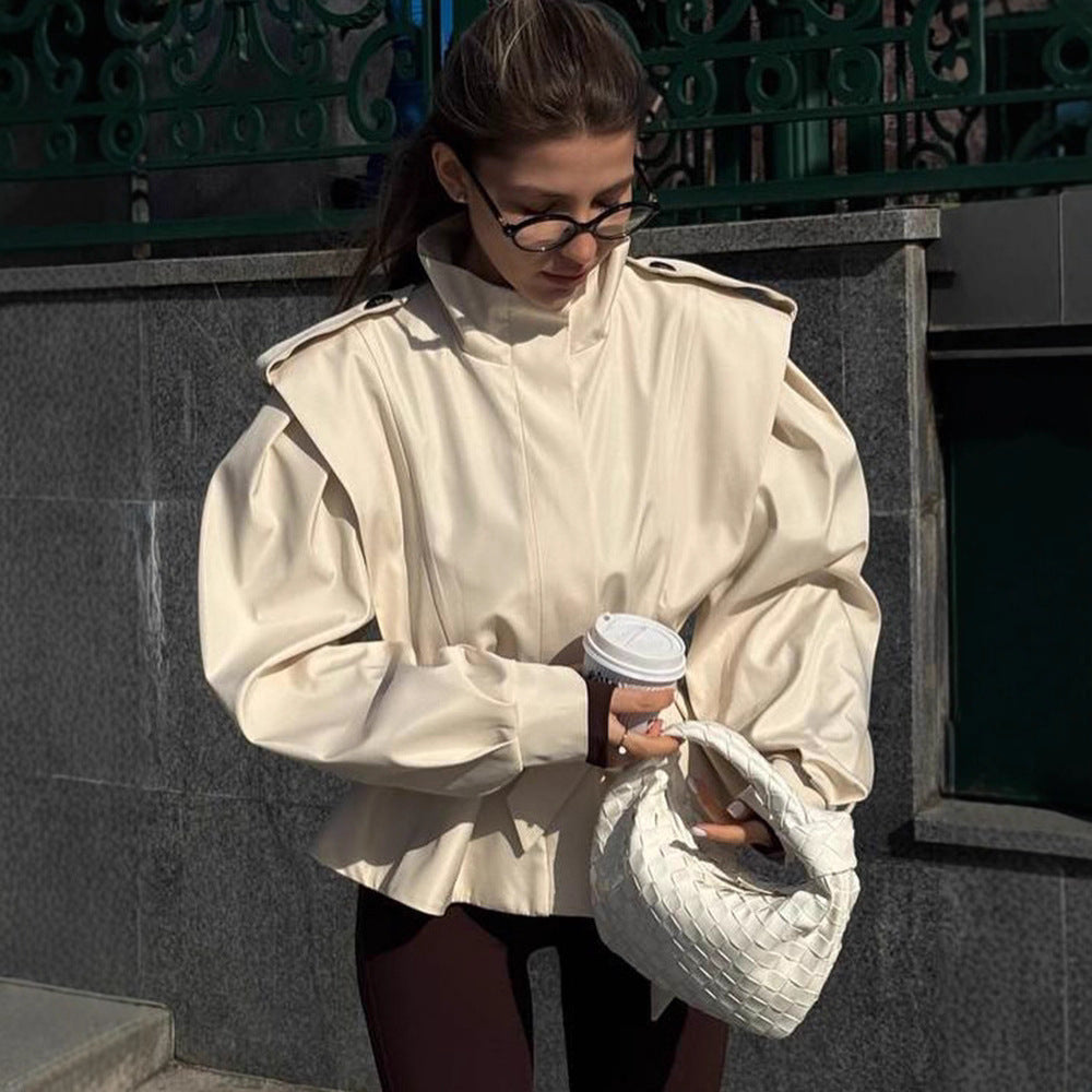 Blouse pour femmes avec col haut et ceinture élastique Chic und Stil