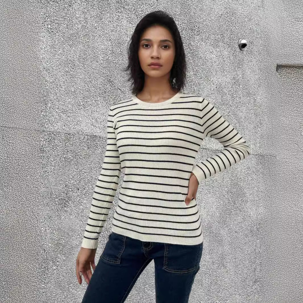 Chemise à manches longues pour femmes avec de fines rayures et une coupe ample Chic und Stil