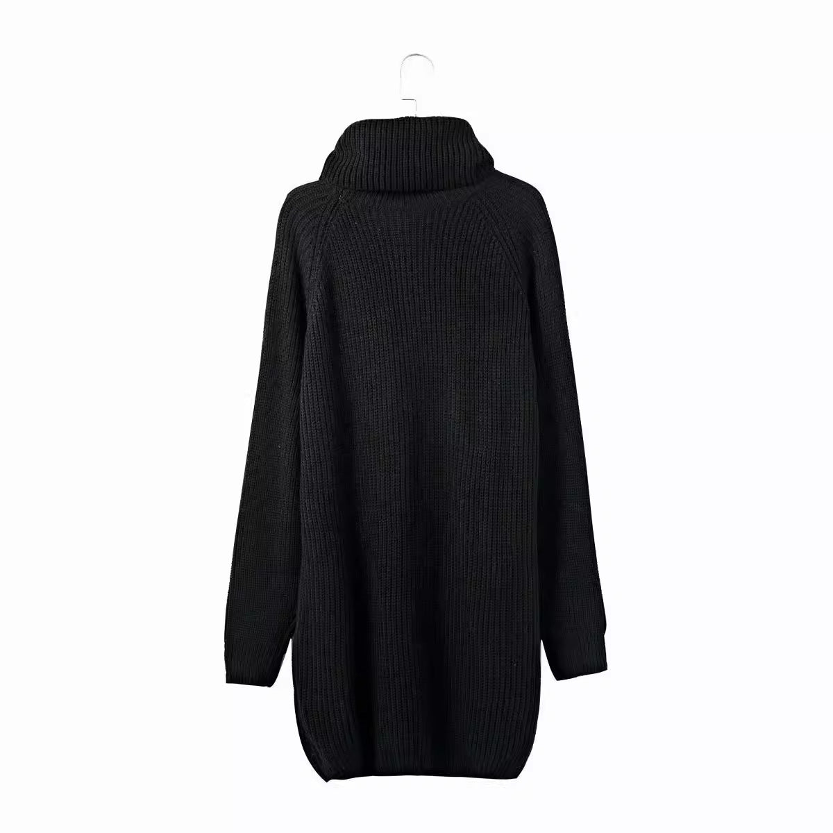 Robe en tricot pour femmes avec grand col Chic und Stil