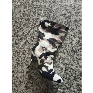 Bottes à talons hauts pour femmes avec design camouflage et lacets Chic und Stil
