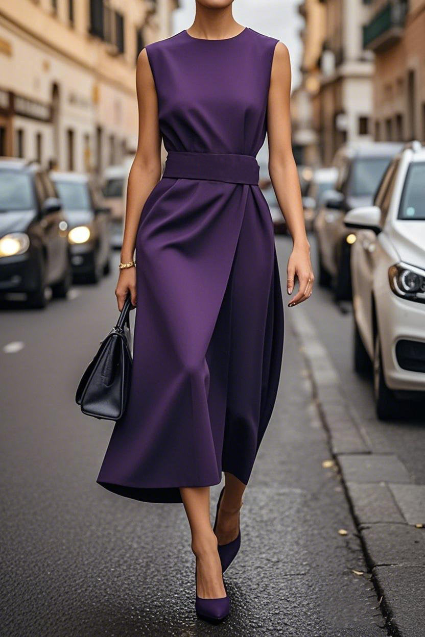 Robe maxi femme avec un design drapé élégant et une taille fine Chic und Stil