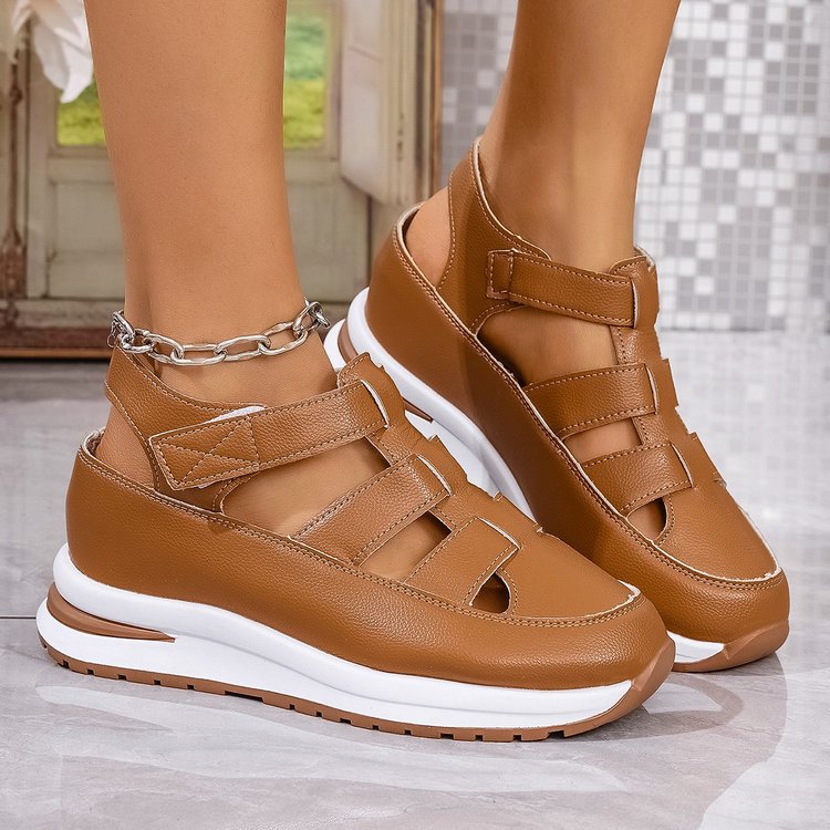 Sandales confortables pour dames avec une surface respirante et une semelle amortissante Chic und Stil