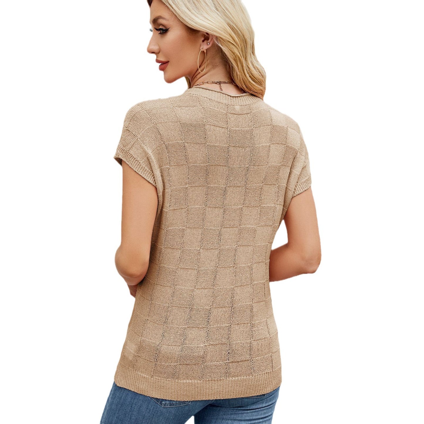 Women's graphic knit top with chest pocket and modern Chic und Stil design