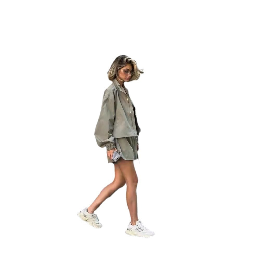 Chic and Style women's shorts and sports jacket set