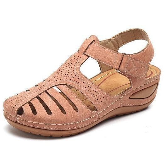 Sandales pour femmes avec perforations respirantes et semelle ergonomique en wedge Chic und Stil