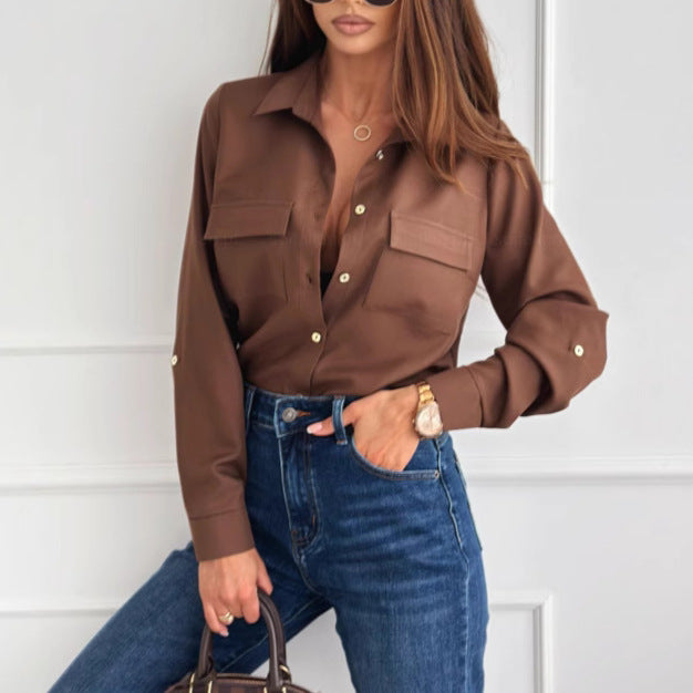 Blouse élégante pour femmes avec des poches poitrine pratiques et une coupe élégante Chic und Stil