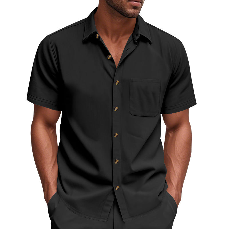 Chemise à manches courtes pour homme avec poche poitrine et détails de boutons à la mode Chic und Stil