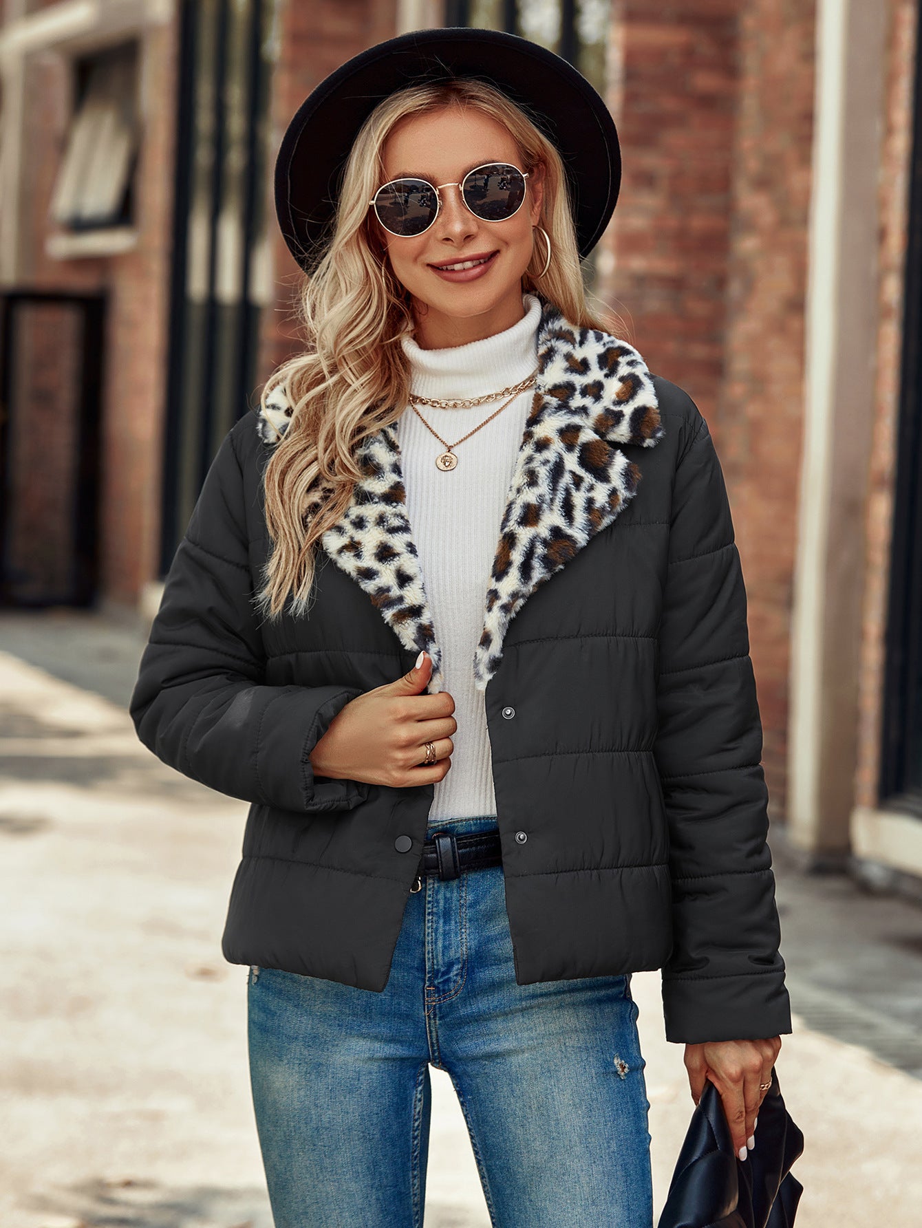 Ladies Fashion Quilted Jacket with Leopard Collar Chic and Style