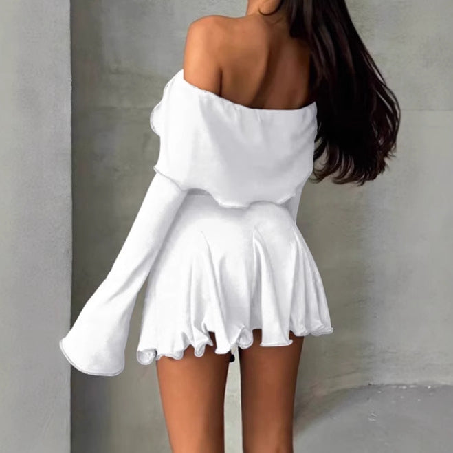 Robe mini off-shoulder pour femmes avec ourlet asymétrique et manches longues Chic und Stil