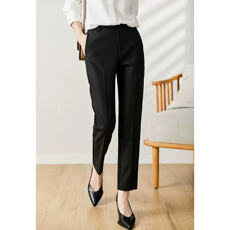 Pantalons ajustés au niveau des chevilles pour femmes Chic und Stil