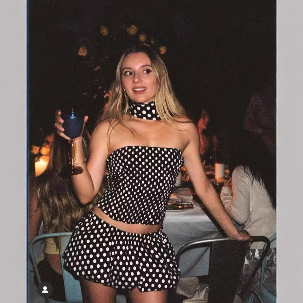 Robe pour femmes avec taille élastique et élégants liens de nouage Chic und Stil