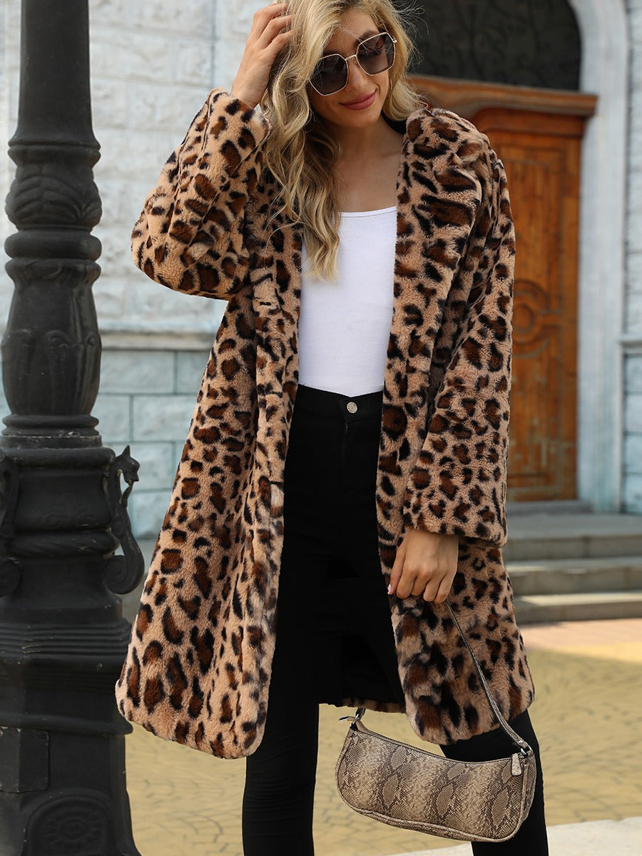 Dames élégant manteau en fourrure de léopard Chic und Stil